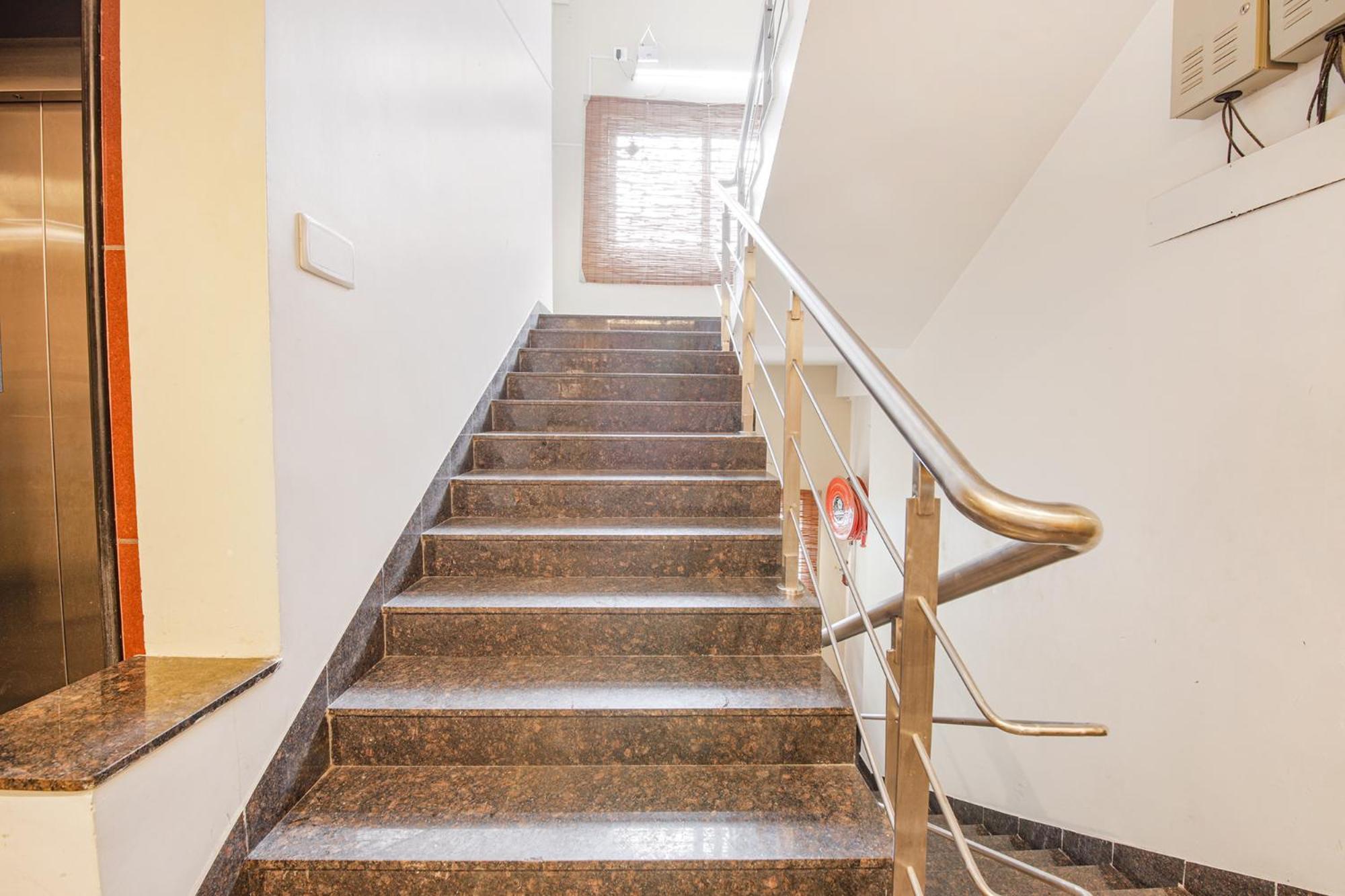 Fabhotel Mrv - Nr Express Avenue Mall & Spencer Plaza Mall Hotel Chennai