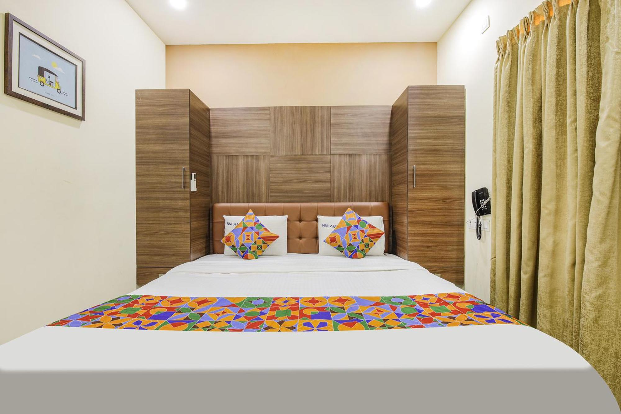 Hotel Fabhotel Mrv - Nr Express Avenue Mall & Spencer Plaza Mall Chennai