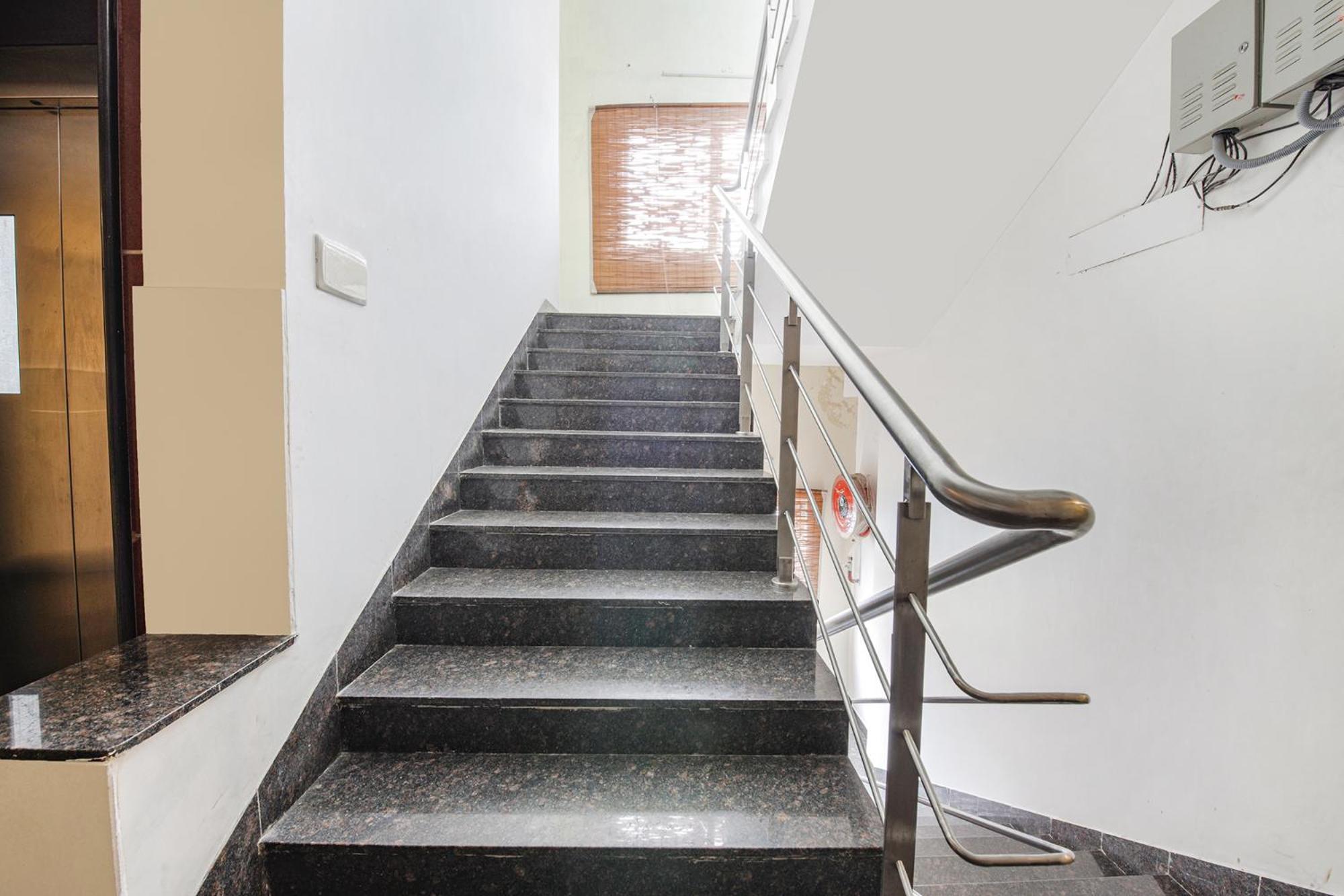 Fabhotel Mrv - Nr Express Avenue Mall & Spencer Plaza Mall 3* Chennai
